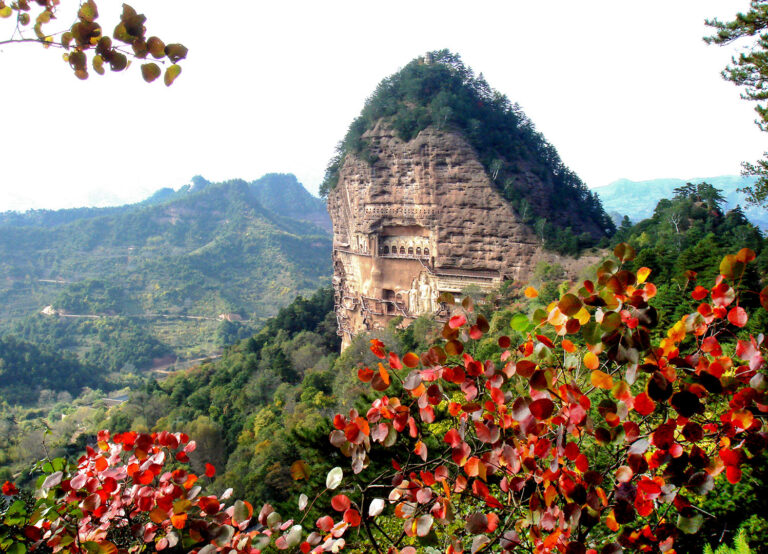 Scenery of Maiji Mountain - ed7f1a6bf62b3da35a3b8dfbf273f66